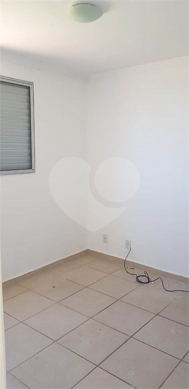 Apartamento com 2 dormitórios.