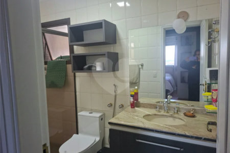 Apartamento elegante no Ed. Albatroz, bairro Pau Preto, todo reformado, com 4 dormitórios (2 suítes, uma com closet) à VENDA, 180 m², por R$ 1.080.000,00 em Indaiatuba/SP.