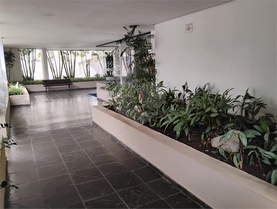 Apartamento 2 dormitórios no Jardim Prudência.