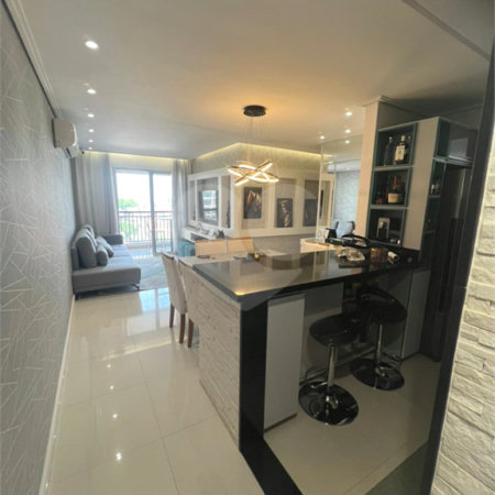 Apartamento. 78 m2, 3 dorm., uma suíte, lavabo, banheito, duas vagas, deposito no sub, varanda gormet.Aceita e estuda Permuta.