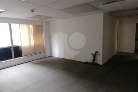 Sala comercial à venda em Higienópolis com 170 m2