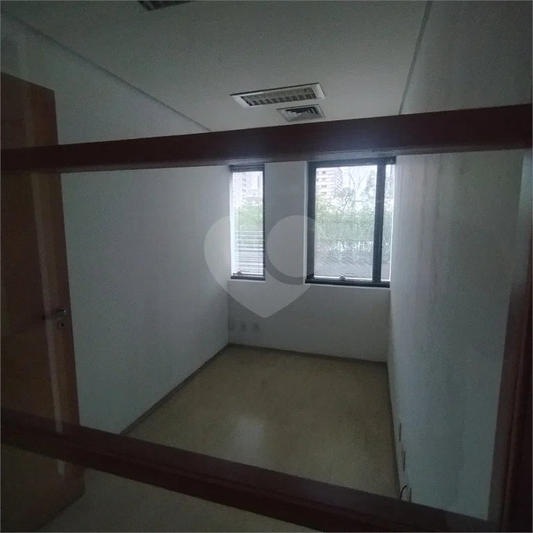 Sala comercial para locação no Jardim Paulista, 90 m², 2 garagens