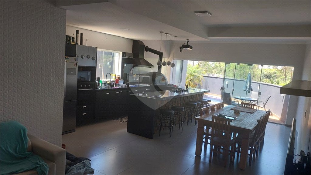 Casa com 3 Dorms, sendo 1 Suíte no Condomínio Reserva Aquarela