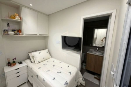 Apartamento com 120m², 3 dormitórios, sendo 3 suítes, 2 vagas de garagem, à venda no Tatuapé.