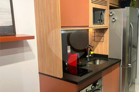 Studio de 25² mobiliado e decorado ao lado do Shopping Frei Caneca
