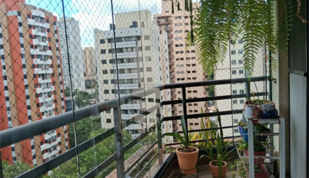 Apartamento à venda com 4 quartos, sendo 1 suíte, em Vila Andrade, São Paulo, SP