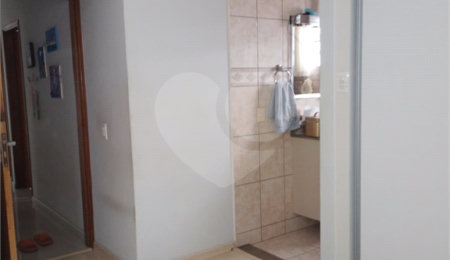 Casa à venda com 3 quartos, sendo 1 suíte,  em Jardim Brasil, São Carlos, SP