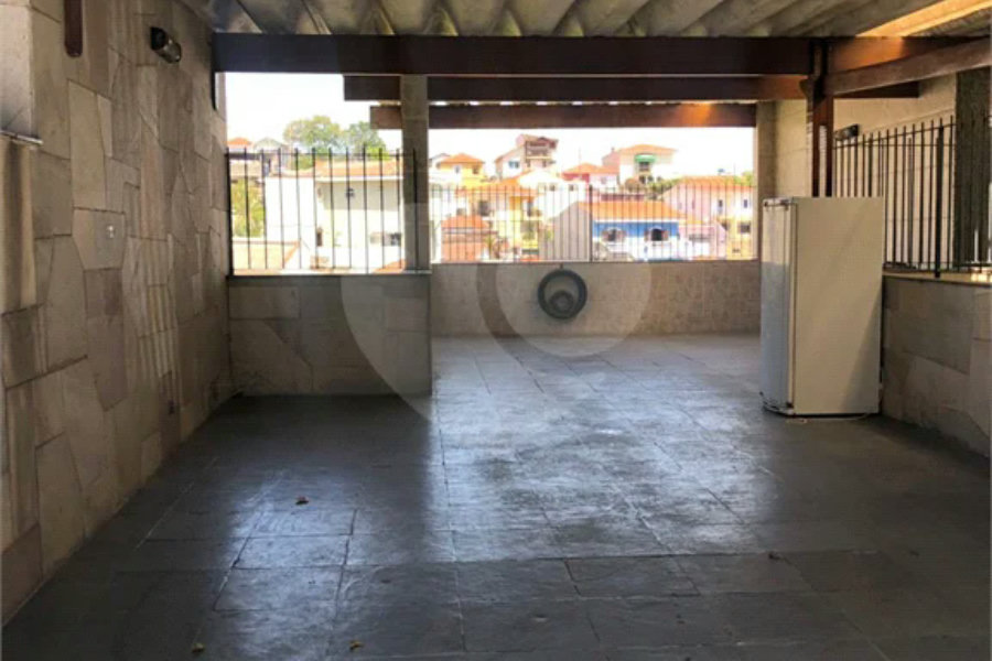 Casa com 03 dormitórios e 04 vagas Parada Inglesa