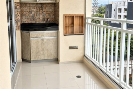 Apartamento de 84 m² no Centro de São Bernardo do Campo, com 2 dormitórios + 1 reversível, varanda gourmet com churrasqueira e lazer completo de clube.