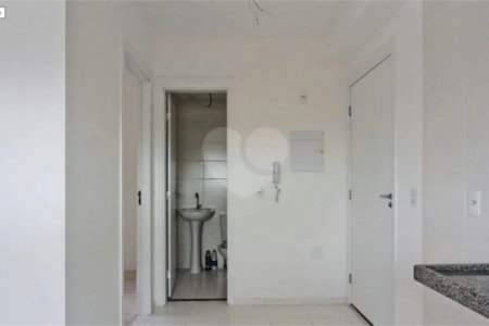 Apartamento com 30m², 1 dormitório, à venda na Freguesia do Ó.