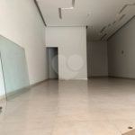 Salão Comercial 150m² na Lucas Nogueira Garcez - Atibaia - SP