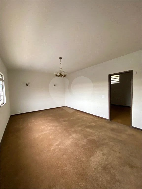 Sobrado comercial para alugar com 3 quartos no Centro de Piracicaba