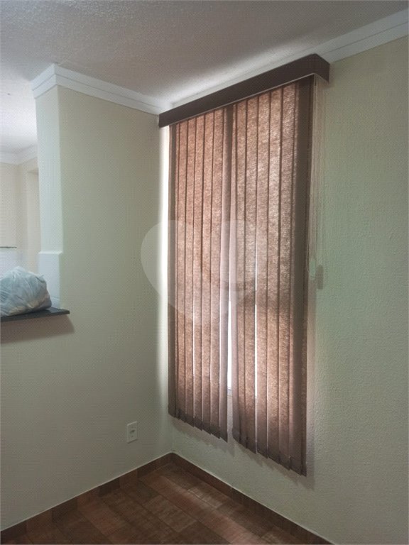 Apartamento no térreo, localizado no Condomínio Residencial Monte Everest