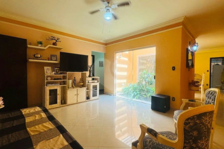 CASA DOS SONHOS EM LOCALIZAÇÃO PRIVILEGIADA!