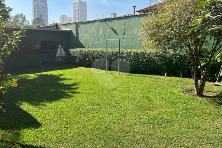 Casa térrea para alugar no Brooklin - São Paulo, SP