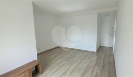 Apartamento à venda com 2 quartos, sendo 1 suíte, em Vila Bertioga, São Paulo, SP
