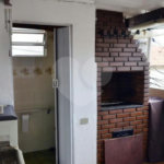 Sobrado na Saúde (2 casas c/2 quartos cada uma/entradas separadas)