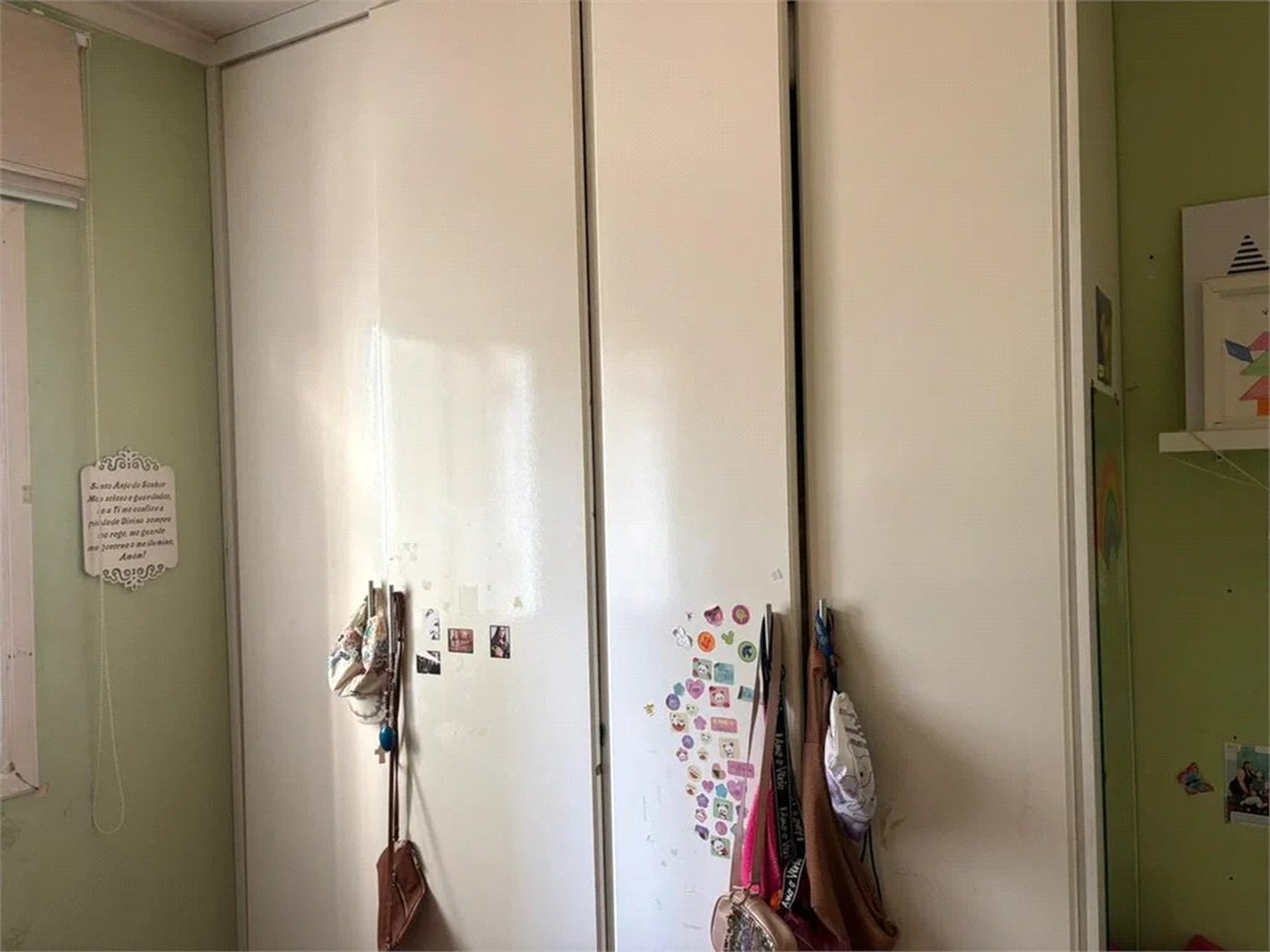 Casa à venda com 3 quartos, sendo 1 suíte,  no condomínio Villagio Vicino, São Paulo - SP