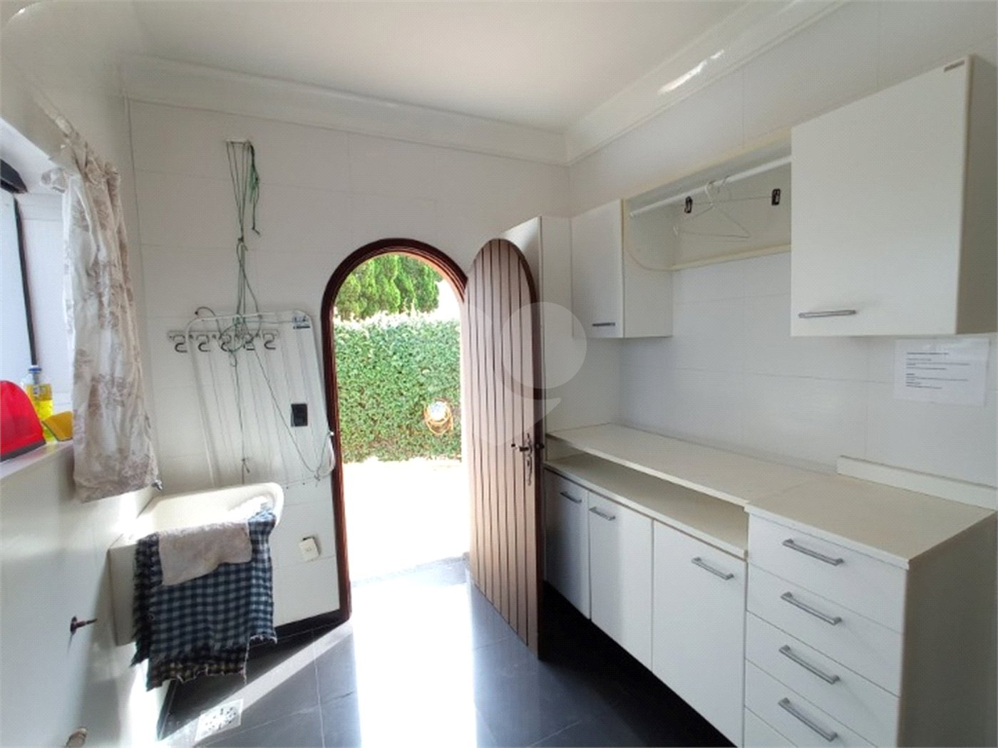 Casa térrea no Condomínio Faber I.