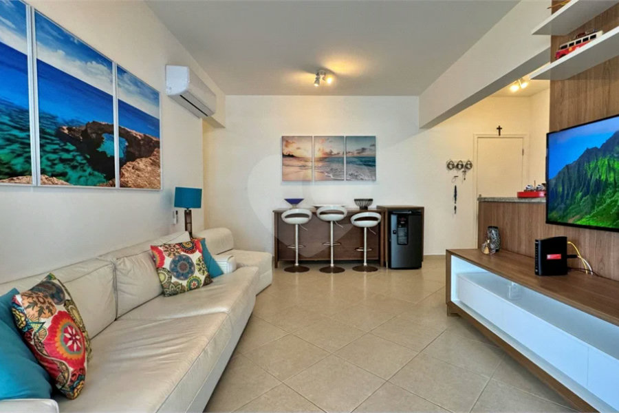Apartamento à venda com 3 quartos, sendo 1 suíte, em Riviera de São Lourenço, Bertioga, SP