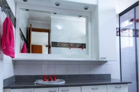 Apartamento com 04 Dorm 04 Suítes 04 Vagas na Saúde para venda ou locação.