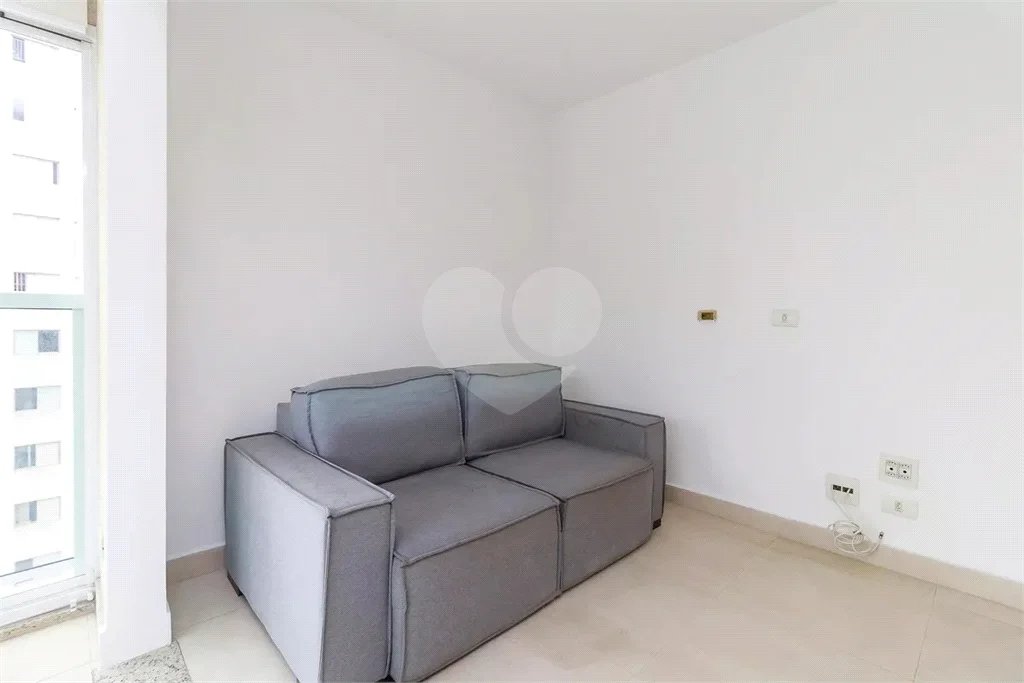 Apartamento com 43m² na região do Campo Belo em São Paulo - SP.
