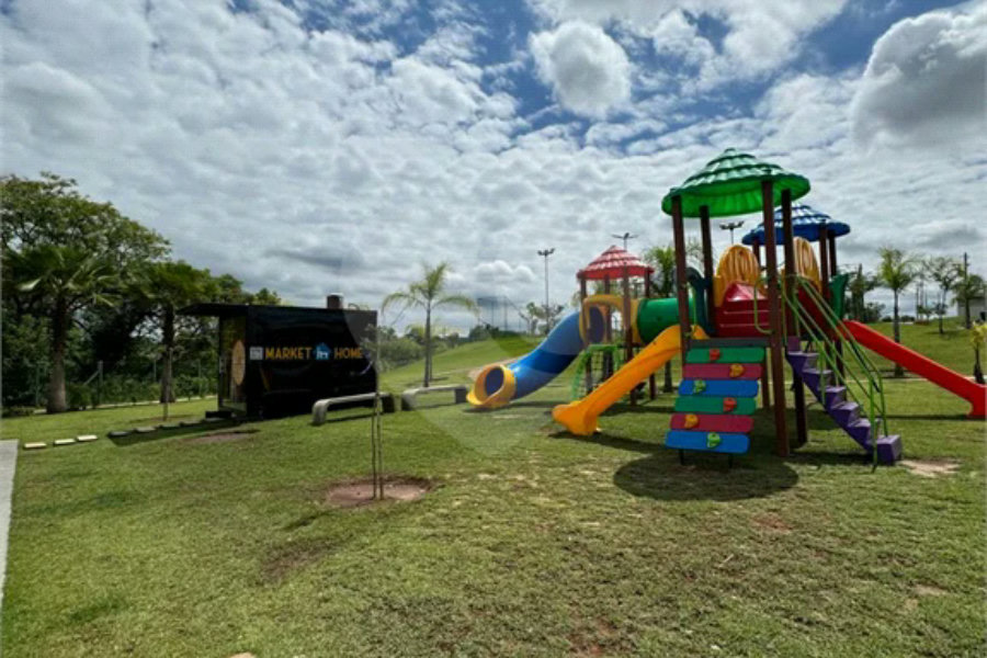 Casa em construção com 3 suítes no Condomínio Damha 2, na cidade de Piracicaba - SP.