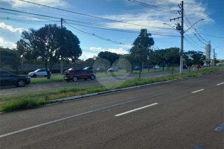 Lote Comercial à Venda na Avenida Bruno Ruggiero -São Carlos/SP