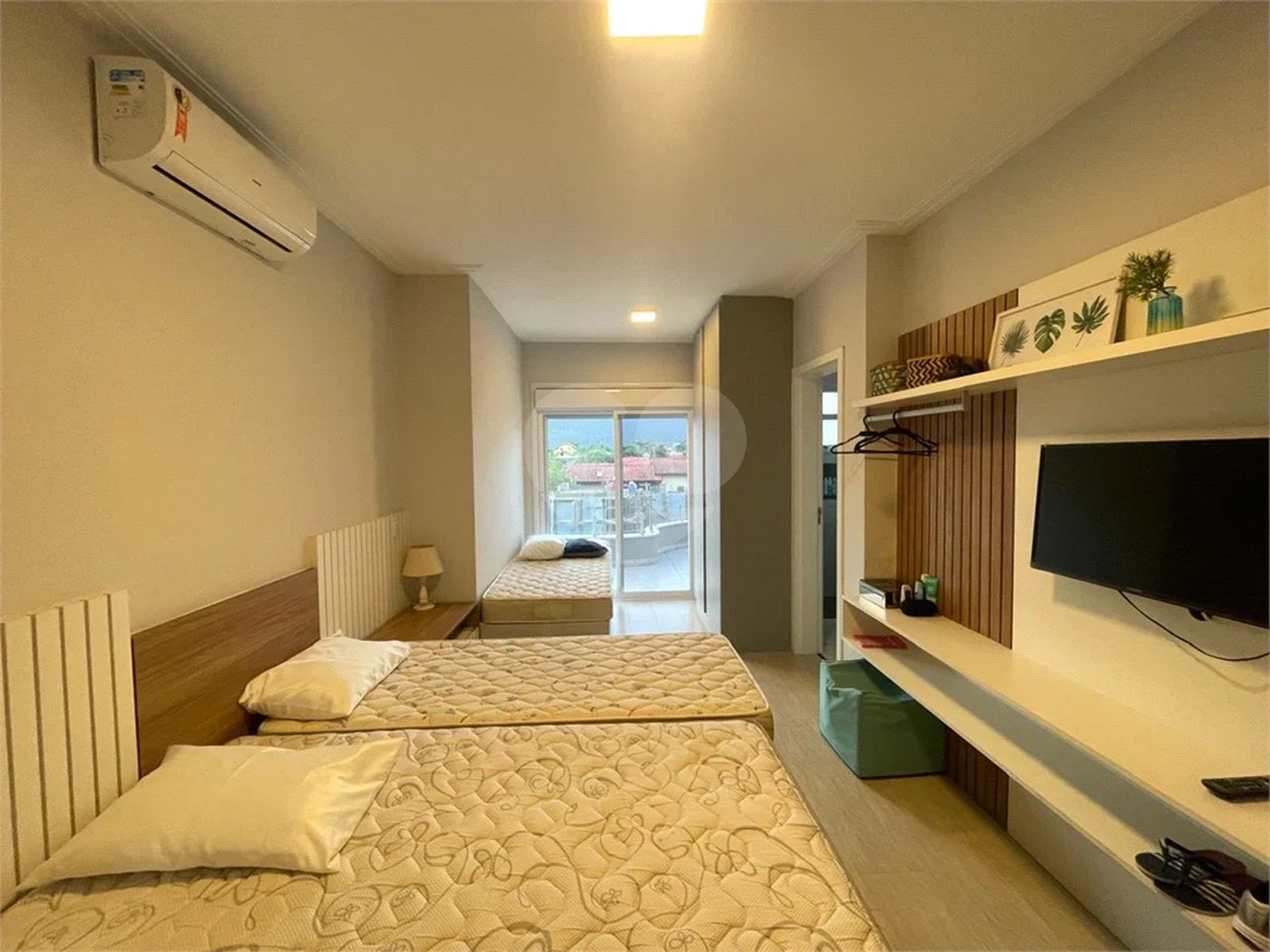 Casa à venda ou para alugar com 4 suítes em Morada da Praia, Bertioga, SP
