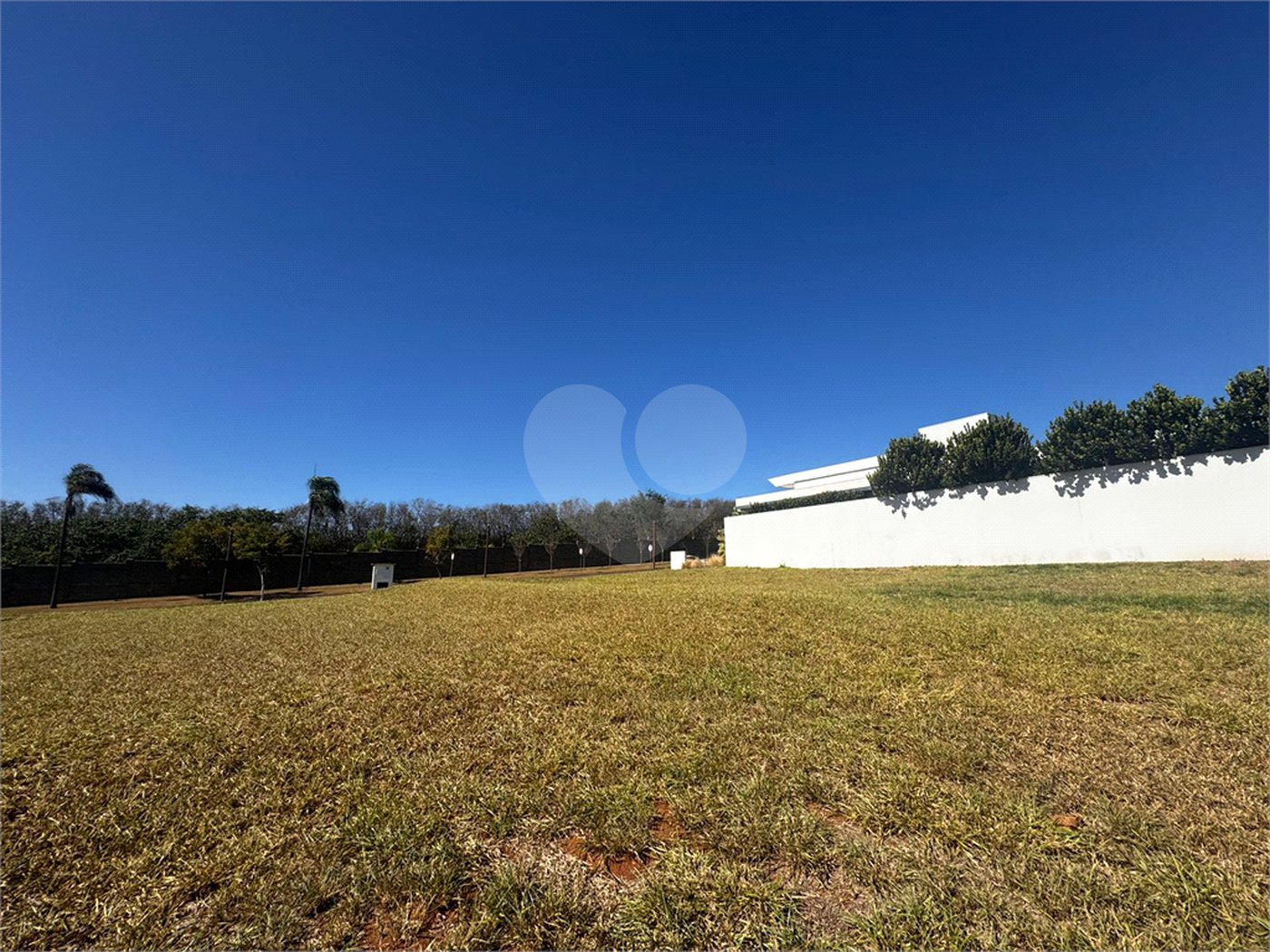 Terreno para venda no condomínio de alto padrão Damha Golf