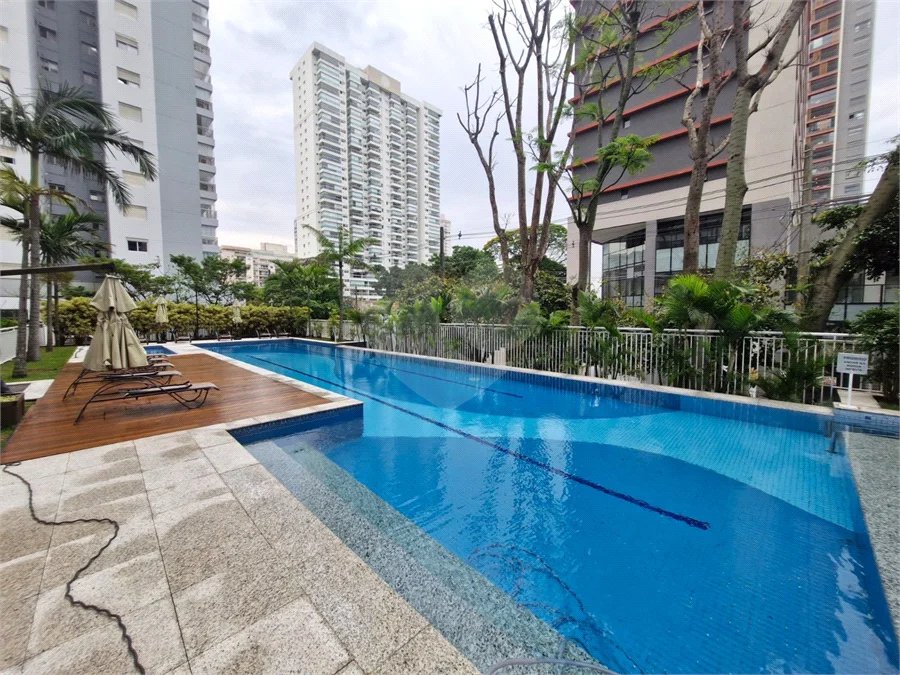 Apartamento à venda com 3 suítes em Alto da Boa Vista, São Paulo, SP