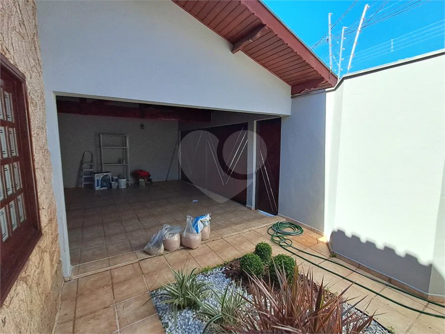 Casa à venda no bairro Castelinho, Piracicaba/SP.