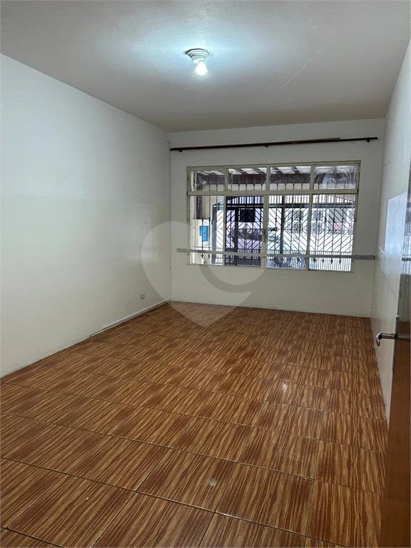 Excelente sobrado para comércio ou residência na Vila Santa Catarina