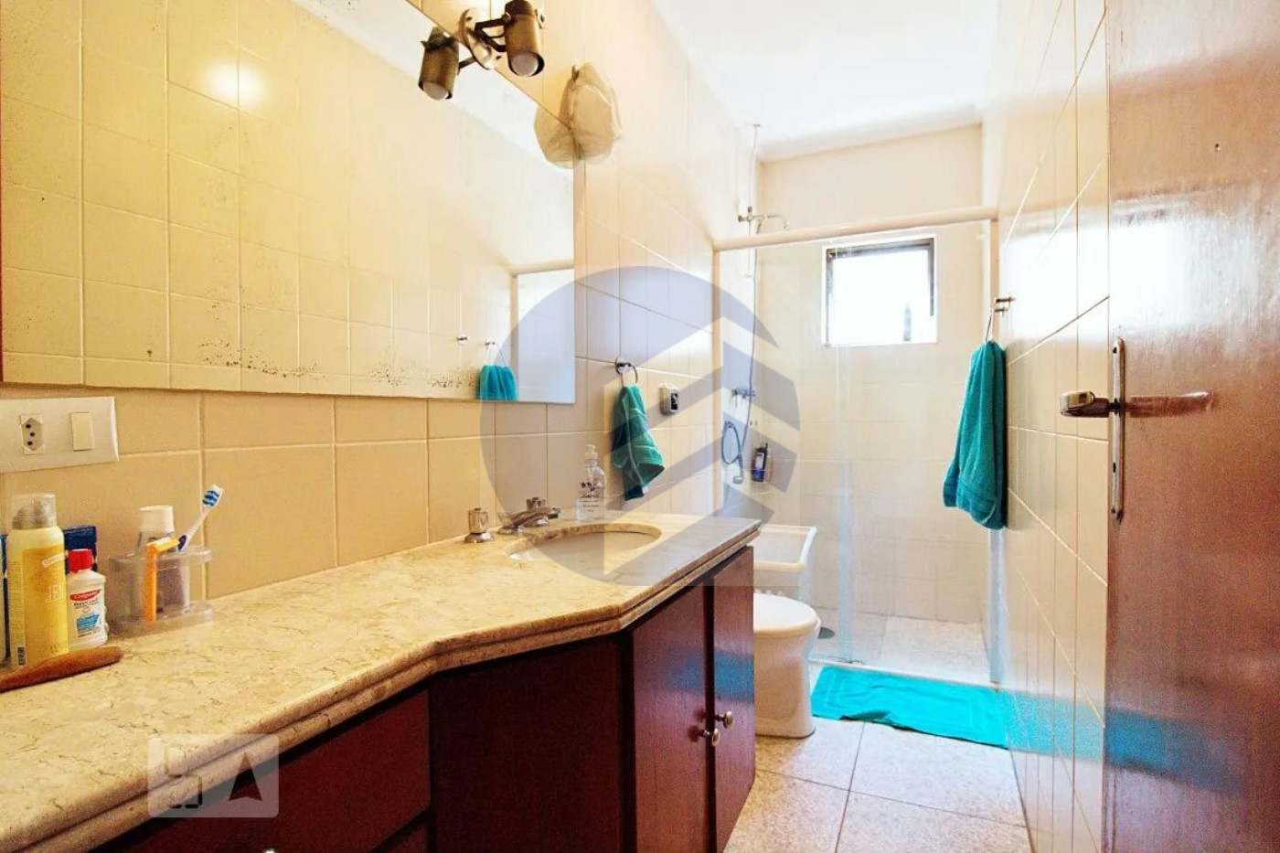 Casa para alugar com 3 quartos, sendo 1 suíte, em Jardim Monte Kemel, São Paulo - SP