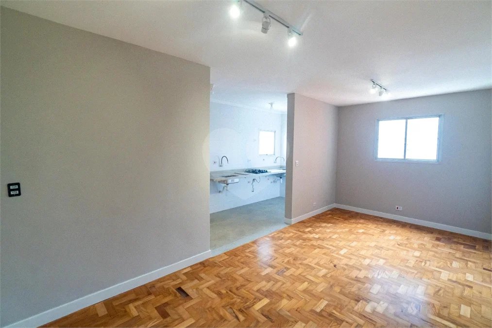 Studio à venda na Saúde | 37 m² | 2 vagas | Ao lado do Metrô Saúde