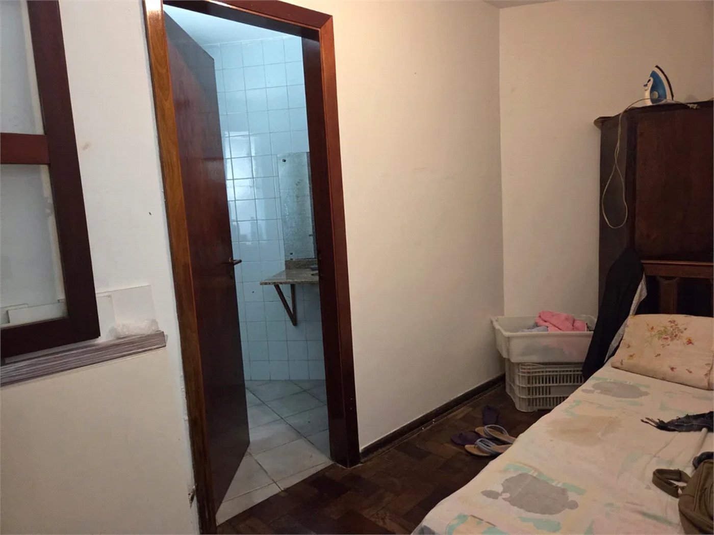 Casa à venda com 4 quartos, sendo 2 suítes,  em Cidade São Francisco, São Paulo, SP