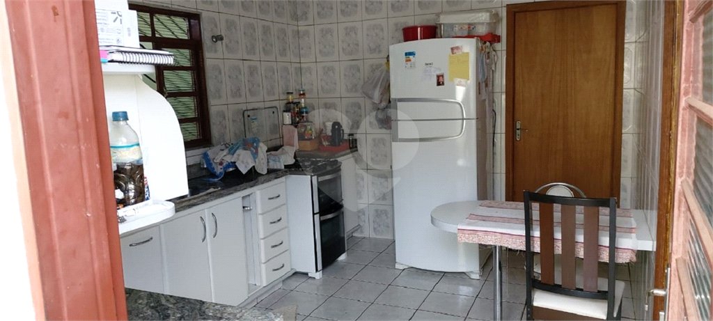 Casa Térrea para venda.