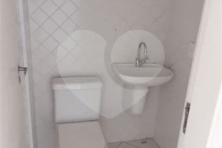 SALA COMERCIAL PARA LOCAÇÃO COM 57m2 NA VILA MARIANA/METRÔ