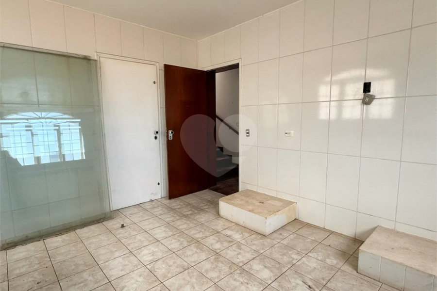 Sobrado Residencial e Comercial em Área Nobre de Piracicaba, para venda e locação.