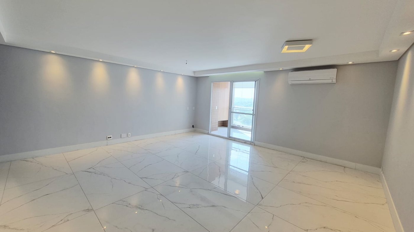 COBERTURA DUPLEX DE ALTO PADRÃO NA VILA SÃO FRANCISCO | 233 m²
