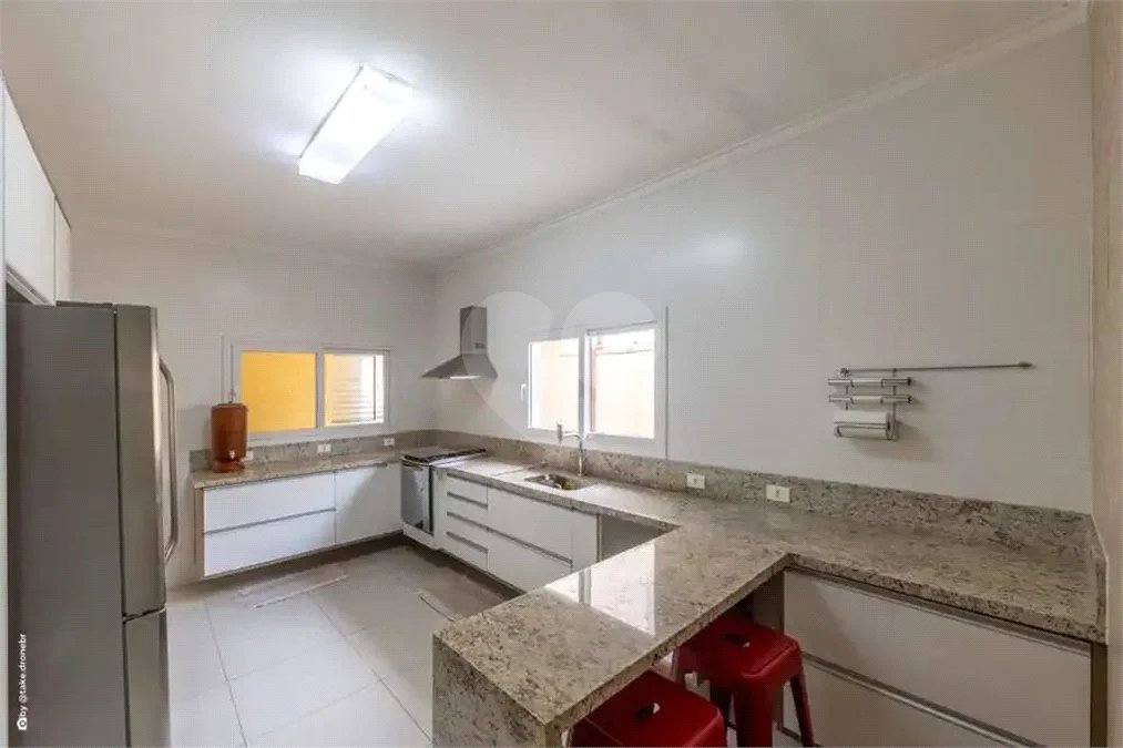 Casa Térrea à venda com 3 quartos, sendo 1 suíte, em Interlagos, São Paulo, SP