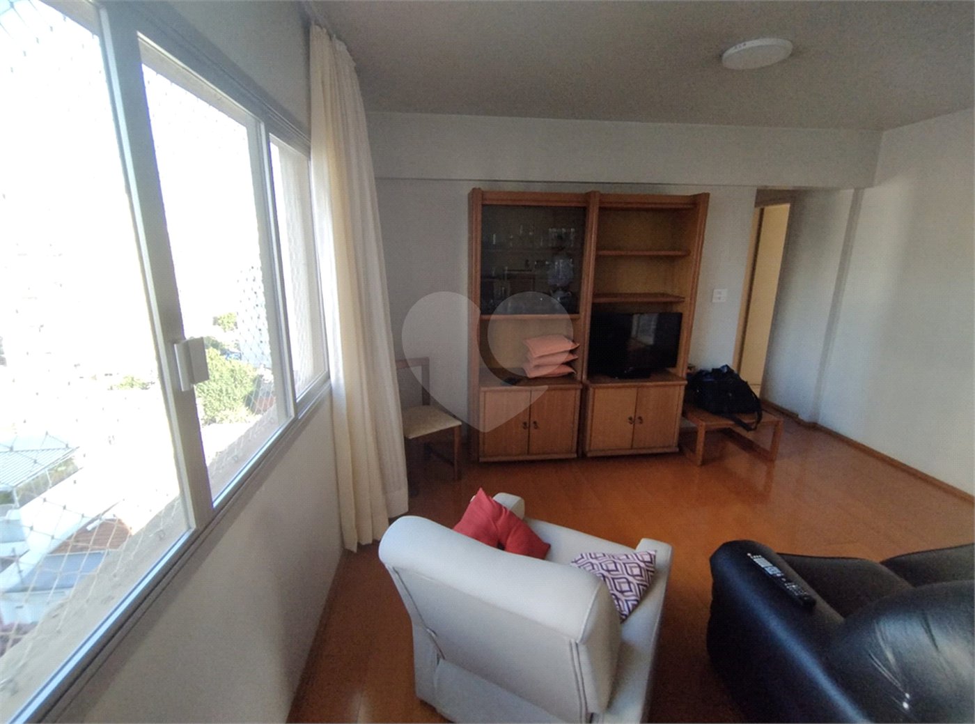 Apartamento para alugar na Vila Mariana, 2 quartos, 2 banheiros, 2 vagas