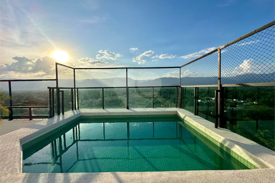 Cobertura à venda com 4 quartos, sendo 3 suítes,  em Riviera de São Lourenço, Bertioga, SP
