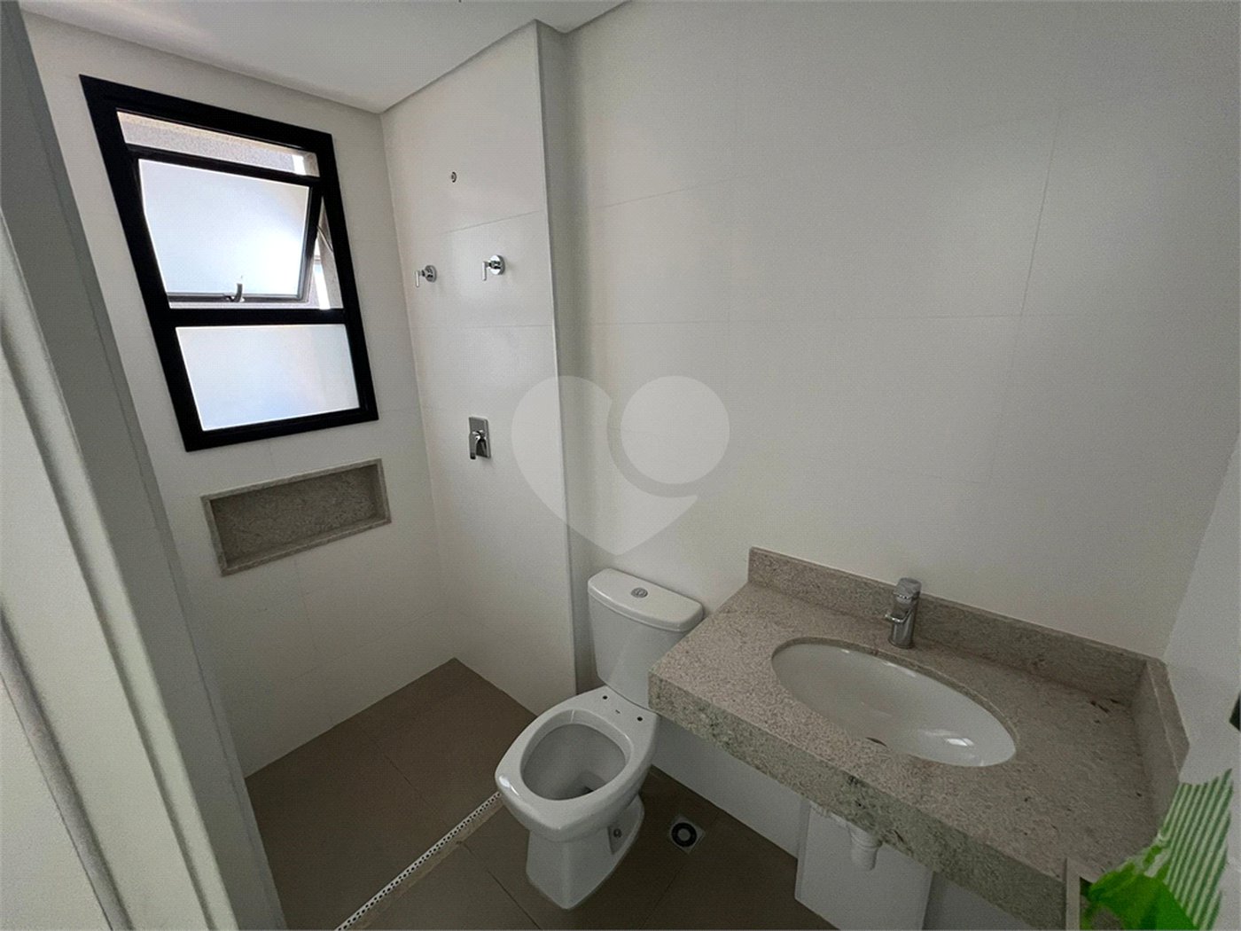 Apartamento no Madison Tower, na região do Parque Faber, com 3 quartos e 3 vagas de garagem