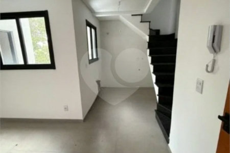 Apartamento com 87,50m², 2 dormitórios, 1 vaga, à venda no Parque Erasmo Assunção em Santo André.
