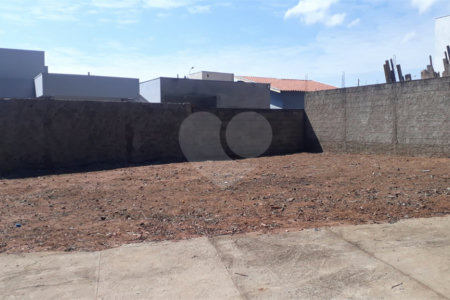 Terreno no Parque Flamboyant