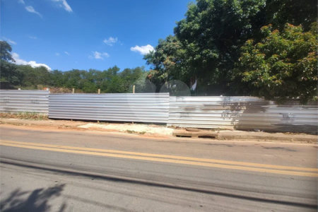 Terreno em Atibaia com 3.000 metros para locação, ótimo para transportadora, pátio de veículos, mecânica pesada