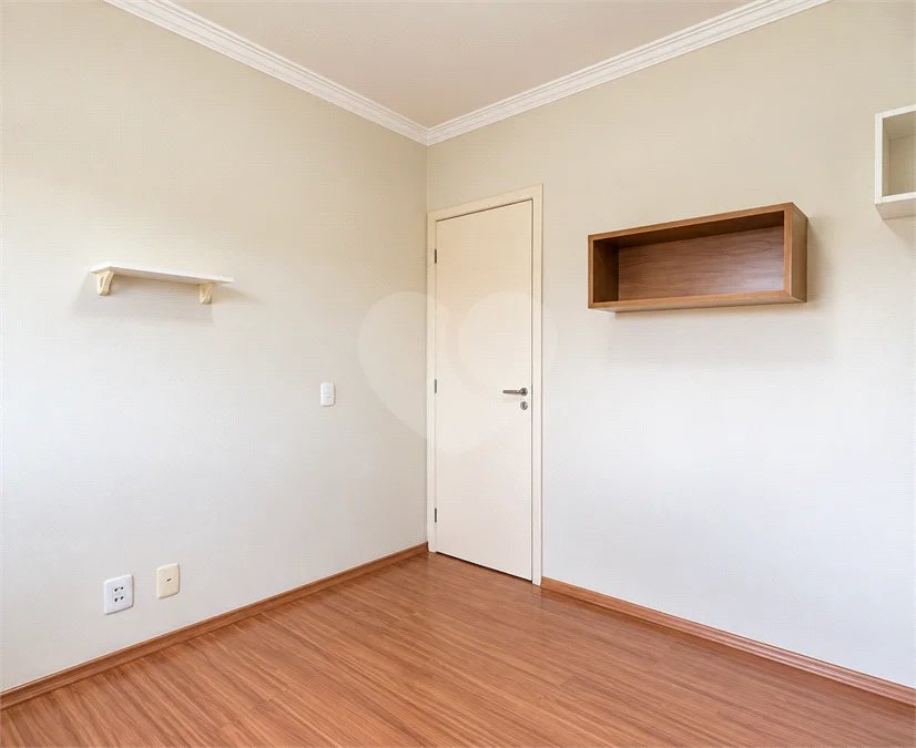 Apartamento com 2 dormitórios e 1 vaga em Nova Petrópolis, com piscina, academia, brinquedoteca, churrasqueira e portaria 24 horas. Excelente localização.