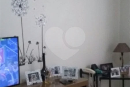 Sobrado com 246m², 3 quartos, sendo 1 suíte, 7 vagas de garagem, à venda no Jd das Maravilhas, em Santo André