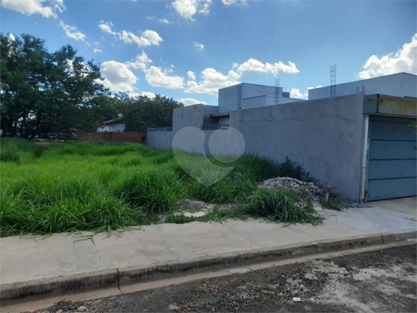 Terreno à venda no bairro Arcoville, São Carlos.